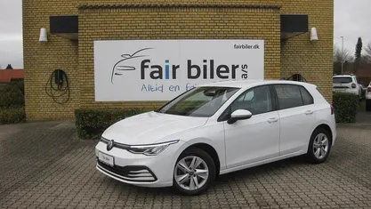 Hvid Brugt 2023 VW Golf VIII Life Hatchback | 169.900 kr.