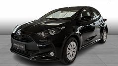 Night sky black Brugt 2024 Toyota Yaris Hybrid Hatchback | 209.900 kr. (God pris)