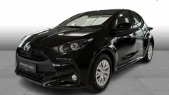 Night sky black Brugt 2024 Toyota Yaris Hybrid Hatchback | 209.900 kr. (Fair pris)