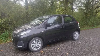Farve: sortmetal Brugt 2015 Peugeot 108 Active Hatchback | 44.900 kr. (God pris)