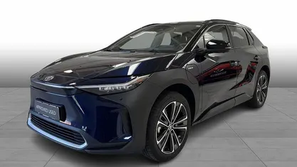 2mt pacific blue/astral black Brugt 2024 Toyota bZ4X Executive SUV | 334.900 kr. (Fair pris)