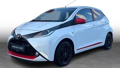 Brugt Toyota Aygo x-press 69 HK (50 kW) 2016 Hvid Hatchback