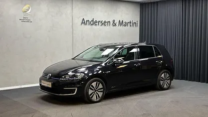 Brugt VW e-Golf 100 kW (136 HK) 2020 Sort Hatchback