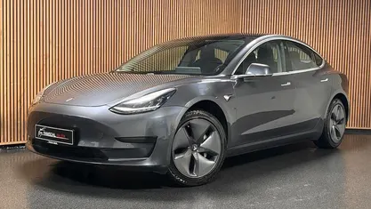 Brugt 2019 Tesla Model 3 Standard Range Sedan | 119.995 kr. (Fair pris)
