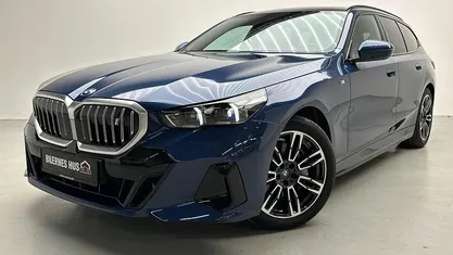 Blåmetal Brugt 2024 BMW i5 M Sport Stationcar | 549.800 kr. (God pris)