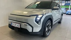 Ivory silver Ny 2025 Kia EV3 2 SUV | 309.900 kr. (Fair pris)