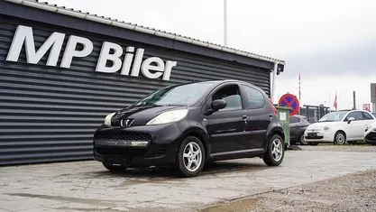 Brugt Peugeot 208 Signature Sky 100 HK (73 kW) 2019 Koks Hatchback