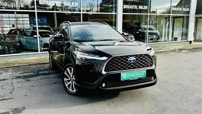Sortmetal Brugt 2023 Toyota Corolla Cross Style SUV | 293.500 kr. (God pris)