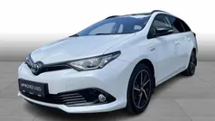 Pearl white Brugt 2018 Toyota Auris Touring Sports Stationcar | 164.900 kr. (Lidt for dyr)