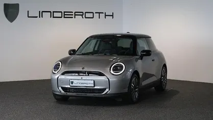 Brugt 2024 Mini Cooper Classic Hatchback | 245.000 kr. (Fair pris)