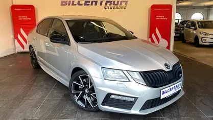 Sølvmetal Brugt 2018 Skoda Octavia RS Hatchback | 239.900 kr. (Fair pris)