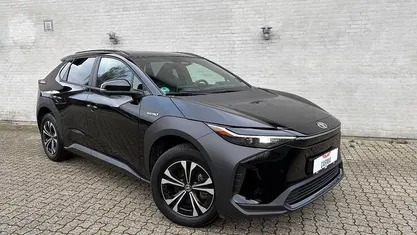 Sortmetal Brugt 2023 Toyota bZ4X Comfort SUV | 214.900 kr. (God pris)