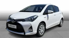 Pure white Brugt 2016 Toyota Yaris H2 Hatchback | 84.995 kr. (Fair pris)