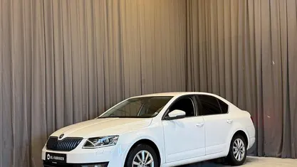 Brugt Skoda Octavia Elegance 180 HK (132 kW) 2014 Hvid Hatchback