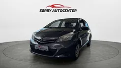 Grå Brugt 2014 Toyota Yaris T2 Hatchback | 69.900 kr. (Fair pris)