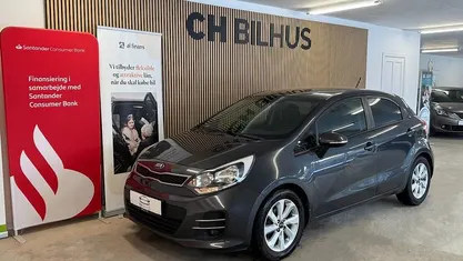 Brugt Kia Rio 75 HK (55 kW) 2015 Koksmetal Hatchback