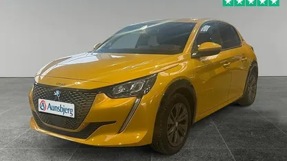 Gul Brugt 2021 Peugeot e-208 Allure Hatchback | 122.500 kr. (Fair pris)
