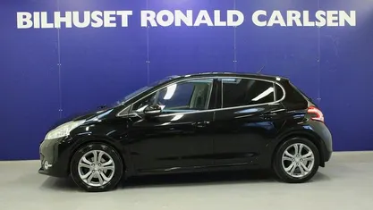 Brugt 2015 Peugeot 208 Allure Sky Hatchback | 49.900 kr. (God pris)