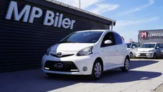Hvid Brugt 2014 Toyota Aygo T2 Hatchback | 29.900 kr. (God pris)