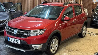 Rød Brugt 2016 Dacia Sandero Prestige Hatchback | 34.500 kr. (Fair pris)