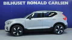 Sølvmetal Ny 2025 Volvo XC40 Core SUV | 314.900 kr. (Fair pris)