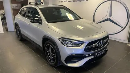Brugt Mercedes GLA250 AMG line 218 HK (160 kW) 2023 Sølvmetal SUV