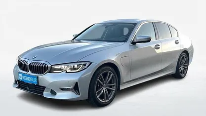 Brugt 2019 BMW 330e Luxury Line Sedan | 268.900 kr. (God pris)
