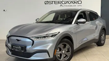 Sølvmetal Brugt 2023 Ford Mustang Mach-E Extended Range SUV | 274.700 kr. (Fair pris)
