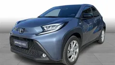 Celestite grey Brugt 2024 Toyota Aygo Active Hatchback | 139.900 kr. (Fair pris)