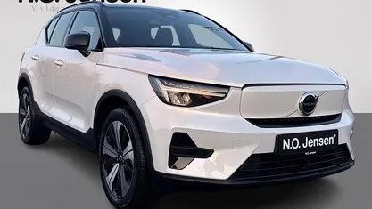 Hvid/sort Brugt 2022 Volvo XC40 Plus SUV | 224.900 kr. (God pris)