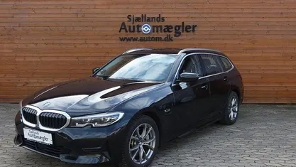 Brugt 2022 BMW 330e Sport Line Stationcar | 330.000 kr.