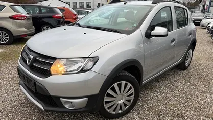 Brugt Dacia Sandero Prestige 90 HK (66 kW) 2015 Sølvmetal Hatchback