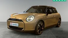 Sølv metal Ny 2025 Mini Cooper Classic Hatchback | 224.500 kr. (God pris)