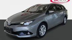 Toyota Auris Touring Sports