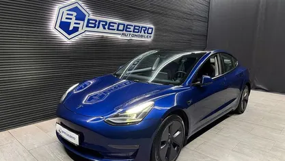 Gråmetal Brugt 2021 Tesla Model 3 Long Range AWD Sedan | 214.500 kr. (Fair pris)