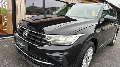 Brugt VW Tiguan Life 150 HK (110 kW) 2020 Sortmetal SUV