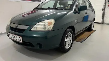 Brugt Suzuki Liana 90 HK (66 kW) 2002 Grønmetal Sedan