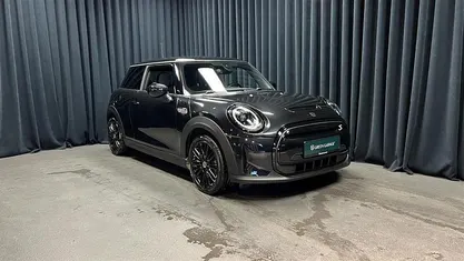 Midnight black Brugt 2022 Mini Cooper SE Essential Hatchback | 154.900 kr. (Fair pris)