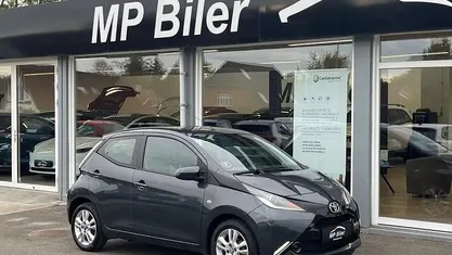 Brugt Toyota Aygo X-Black II 69 HK (50 kW) 2018 Koksmetal Hatchback