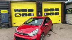 Rødmetal Brugt 2016 Kia Rio Hatchback | 74.990 kr. (Fair pris)