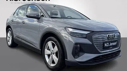 Brugt Audi Q4 e-tron 150 kW (204 HK) 2022 Farve ……………………………………………………………………. grå SUV