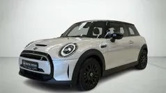 Sølvmetal Brugt 2022 Mini Cooper SE Classic Hatchback | 155.400 kr. (Fair pris)