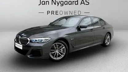 Gråmetal Brugt 2022 BMW 530e M Sport Sedan | 419.000 kr. (God pris)