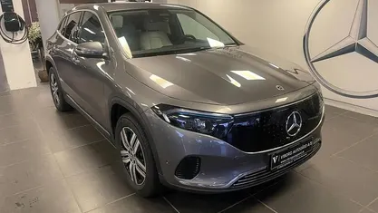 Gråmetal Brugt 2025 Mercedes EQA250+ Progressive SUV | 349.900 kr. (God pris)