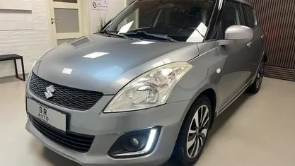 Brugt Suzuki Swift Club 90 HK (66 kW) 2015 Grå Hatchback