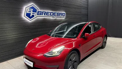 Brugt Tesla Model 3 Long Range AWD 366 kW (498 HK) 2021 Gråmetal Sedan