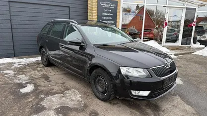 Brugt Skoda Octavia Ambition 115 HK (84 kW) 2016 Sort Hatchback