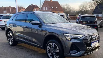 Sortmetal Brugt 2019 Audi e-tron S-Line SUV | 189.900 kr. (Fair pris)