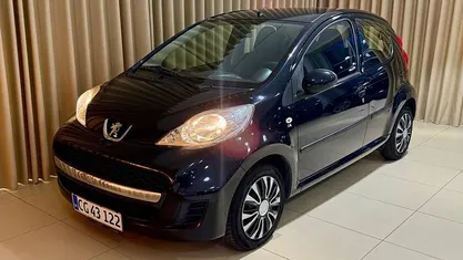 Sort Brugt 2010 Peugeot 107 Comfort Hatchback | 16.900 kr. (God pris)