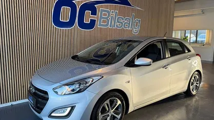 Brugt Hyundai i30 Life 100 HK (73 kW) 2016 Sølvmetal Hatchback
